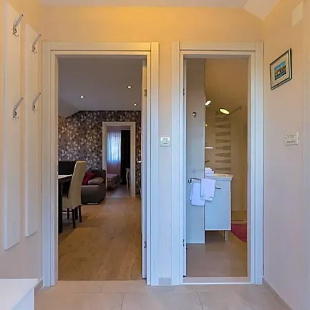 Cetinic Hotell 4*